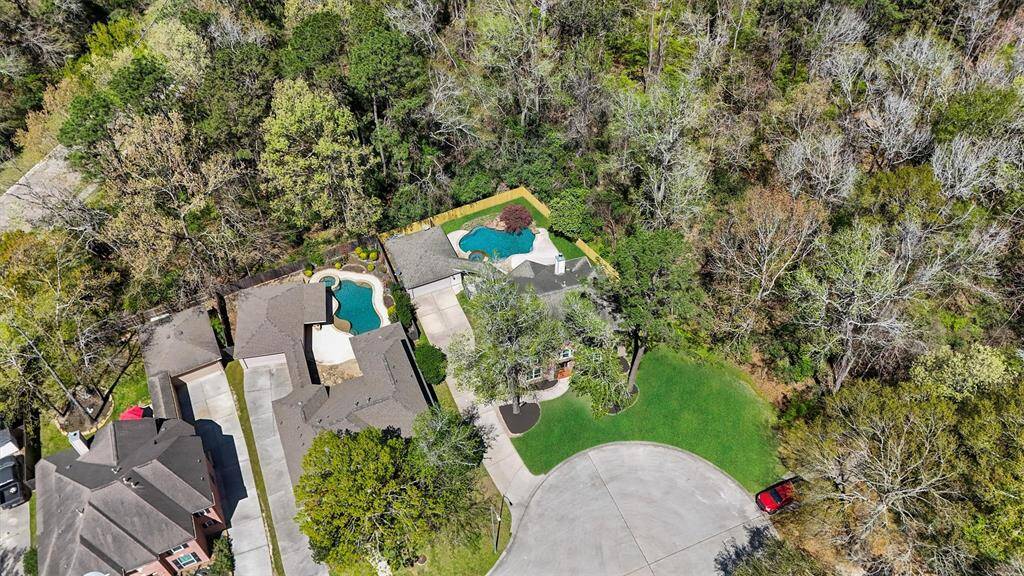 Open woods to the right and back of the house for privacy.