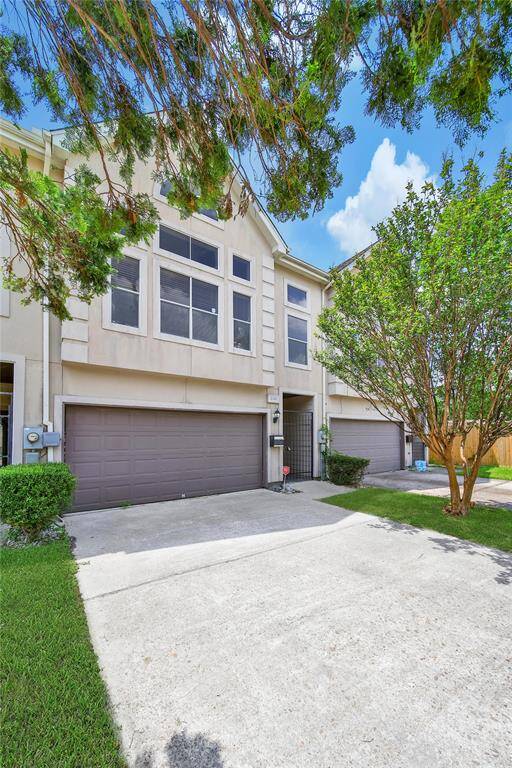 Front Elevation - long driveway