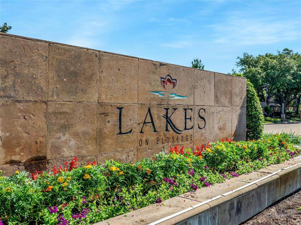 Lakes on Eldridge offers an enchanting environment that makes it an ideal place to call home.