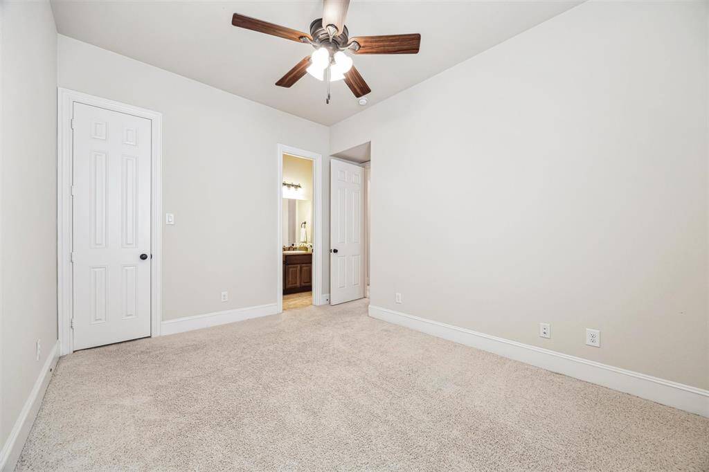 Spacious Downstairs Bedroom
