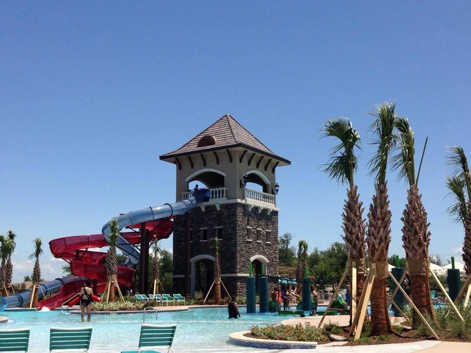 Enjoy the many amenities Riverstone has to offer!