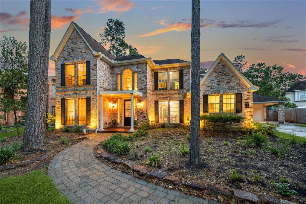 Welcome to 6 Windmeadow Place!