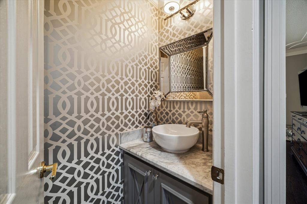 Stylish powder bath