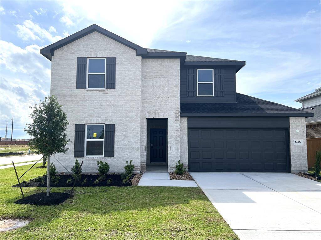 Fantastic Brand NEW DR Horton Home in Sunterra!