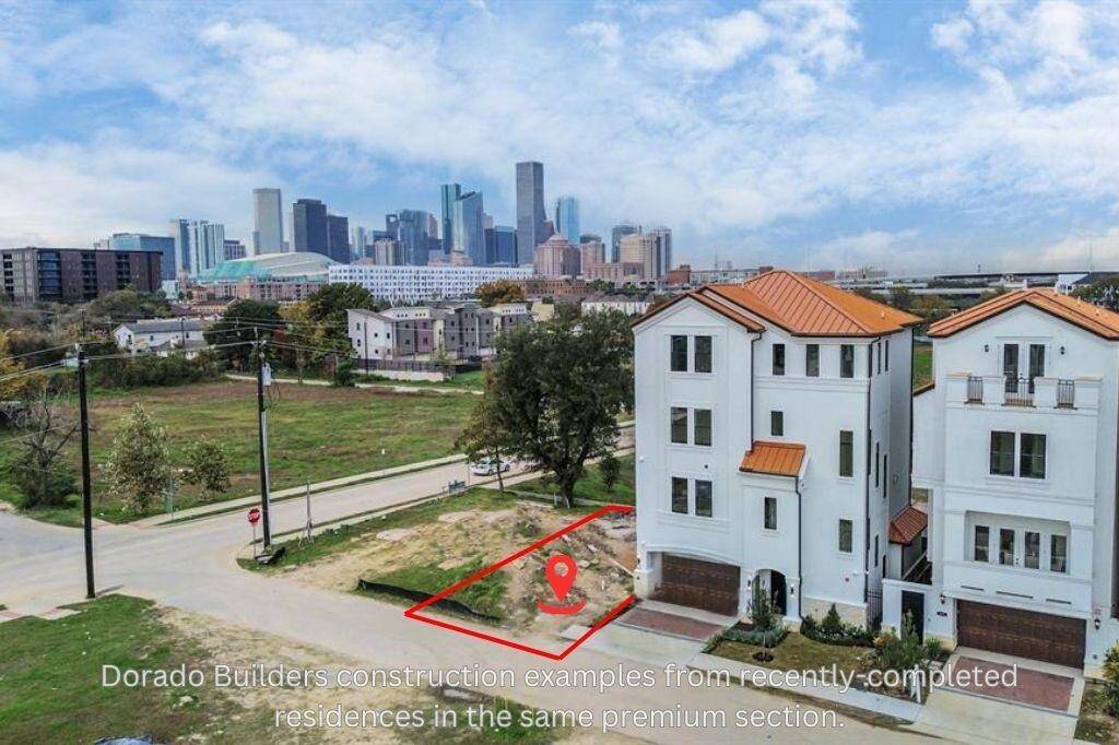 **THIS PHOTO IS OF A PREVIOUS BUILT HOME by DORADO BUILDERS - 607 N Live Oak will have the same, unobstructed view of Downtown Houston!
