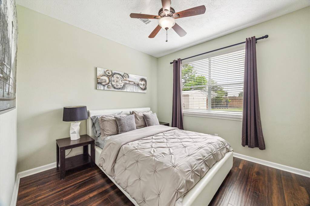 Secondary Bedroom on first floor great for guest!