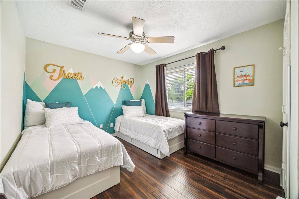 Large 4th bedroom upstairs.