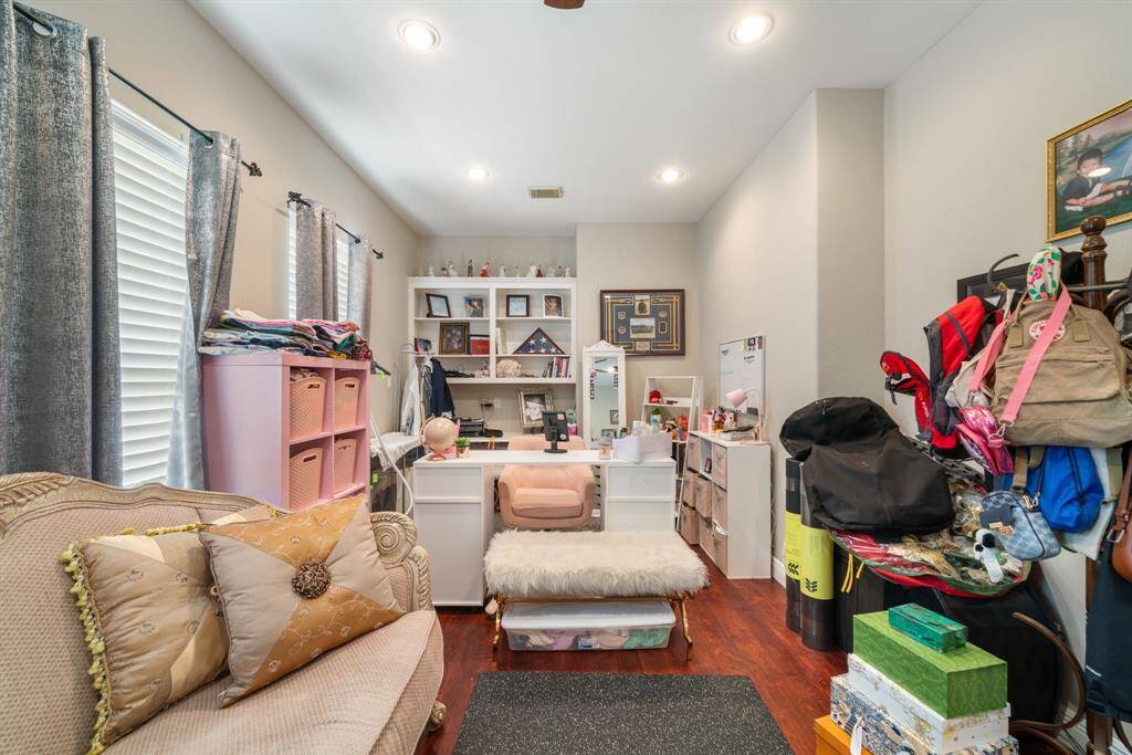 Property Image 42