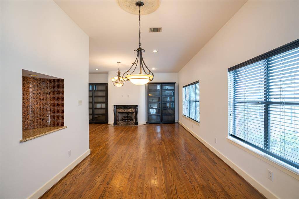 Large living area, all wood floors