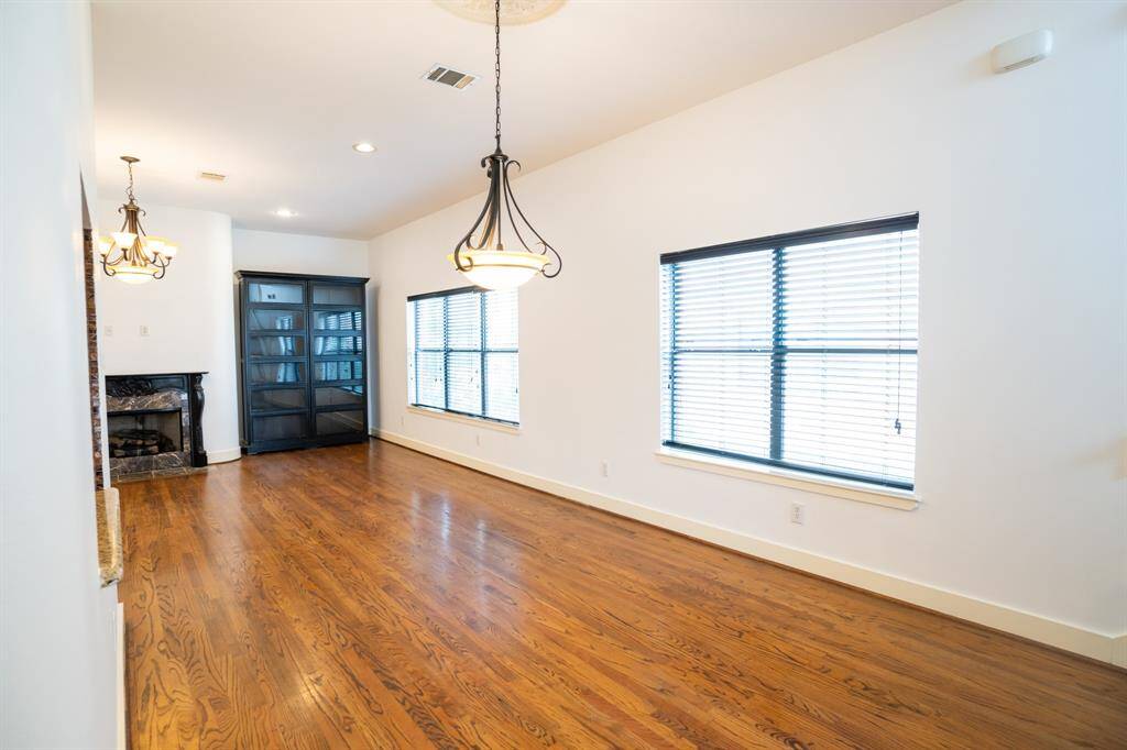 Plenty of natural light