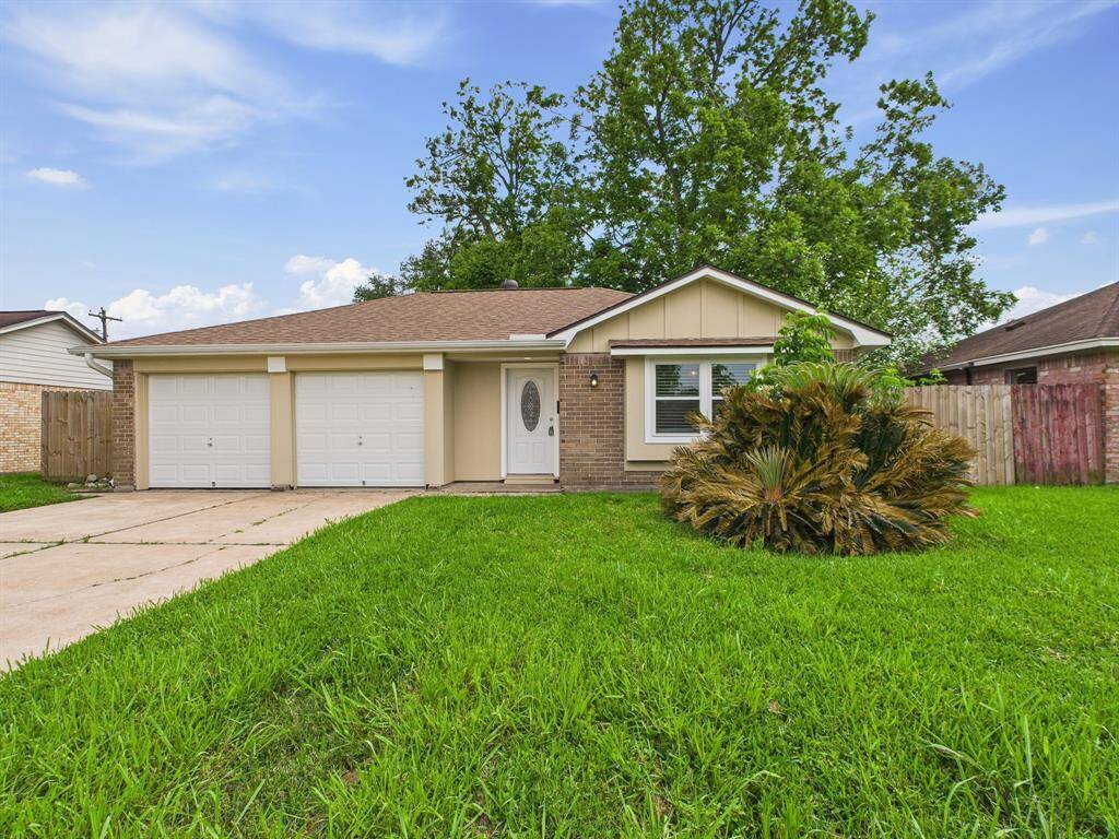 Welcome to 7309 Mallard in Texas City