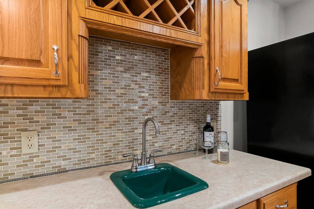Butlers Pantry/Wet Bar