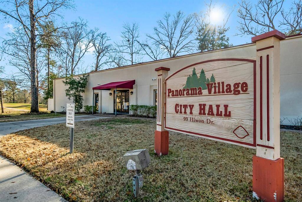 Panorama has its own City Hall!