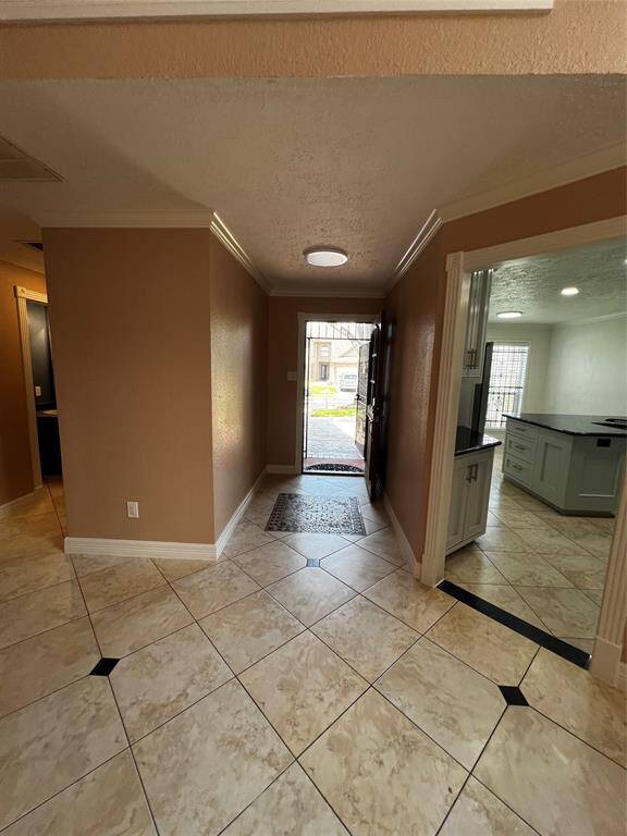 3rd bedroom with extra space connecting this room