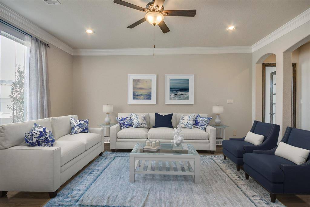 Formal living area.