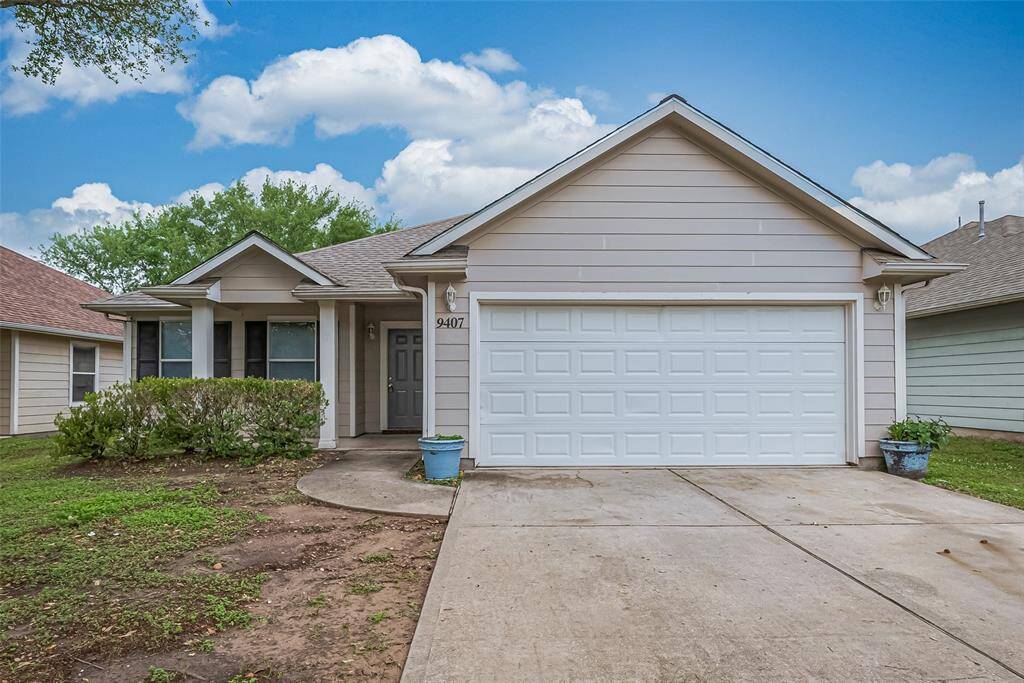 Welcome to 9407 Belleclaire Ln.