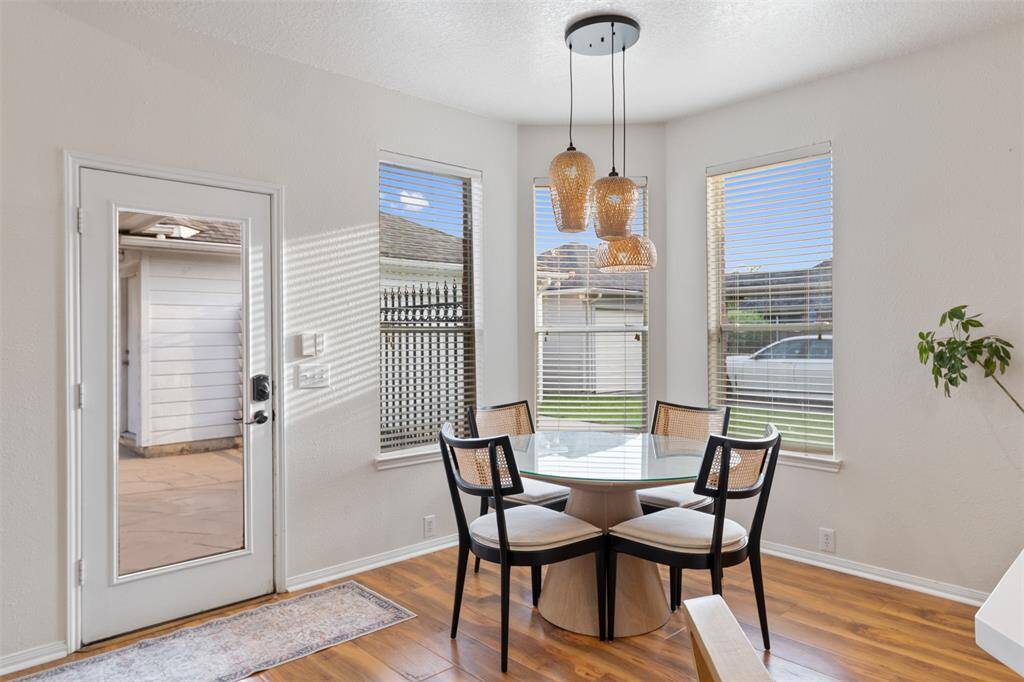 Breakfast Room