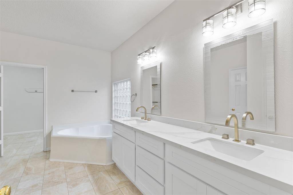 Updated Primary Bath