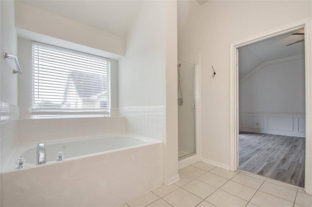 Separate shower and tub