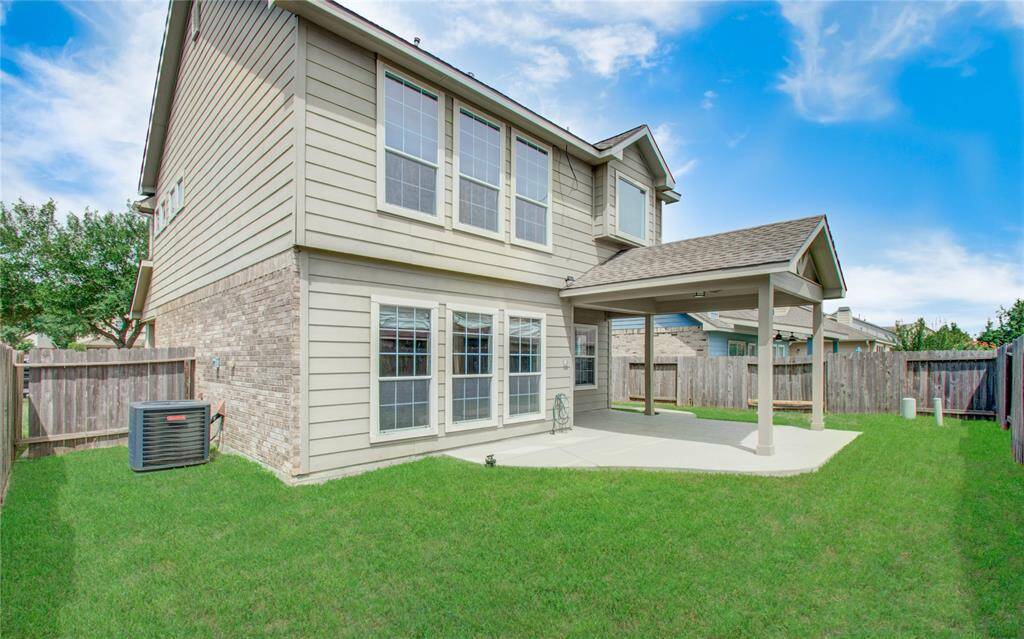Lots of yard space