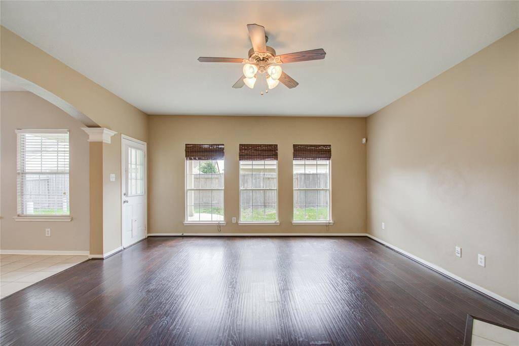 Spacious family room with lots of natural light