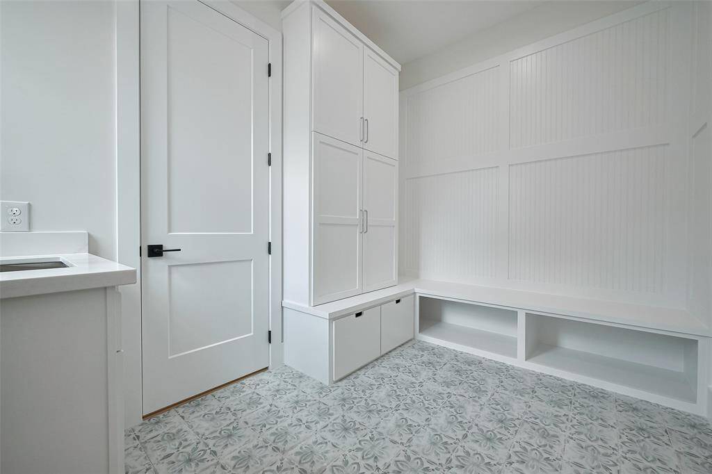 MUD room-