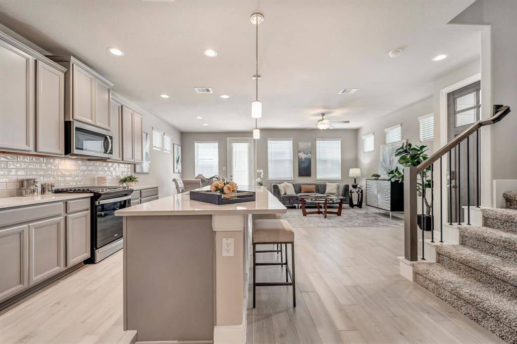 This open floor plan make it easy to entertain and enjoy family living at its best.