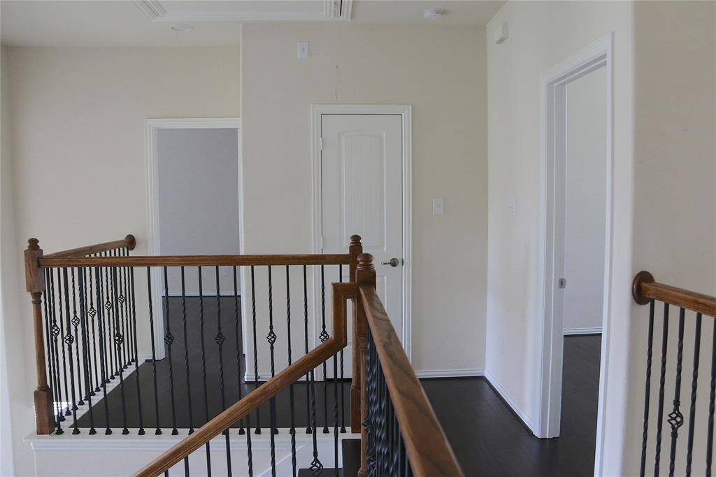 UPSTAIRS BEDROOMS