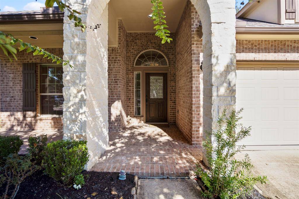 A fabulous covered front porch