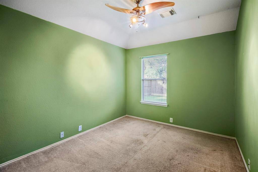The other secondary bedroom....