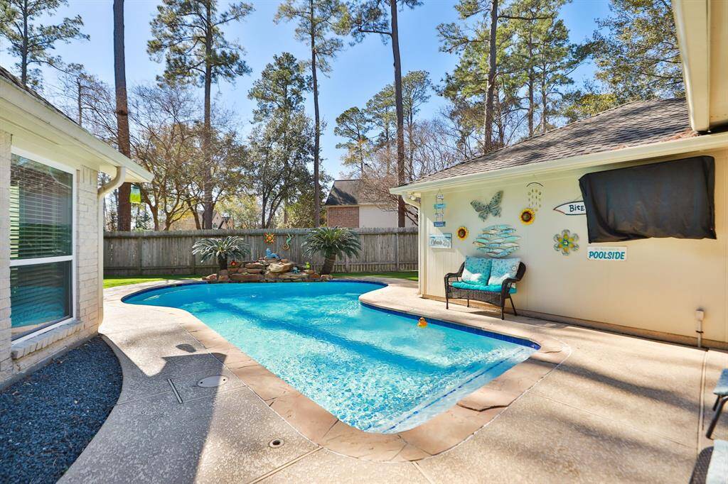 This pool area is sure to provide opportunities for quiet pool side dining or lively days with friends and family.