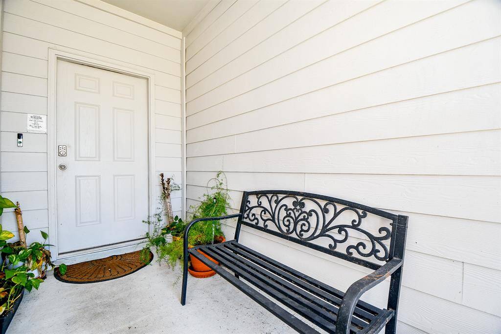 Inviting entryway creating a welcoming atmosphere.