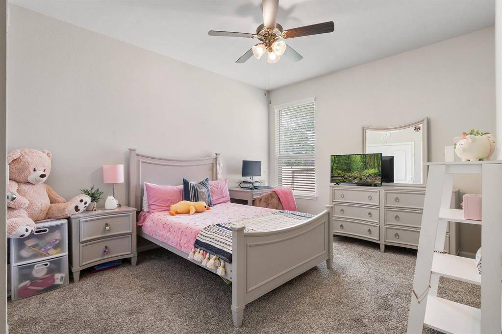Secondary bedroom 2