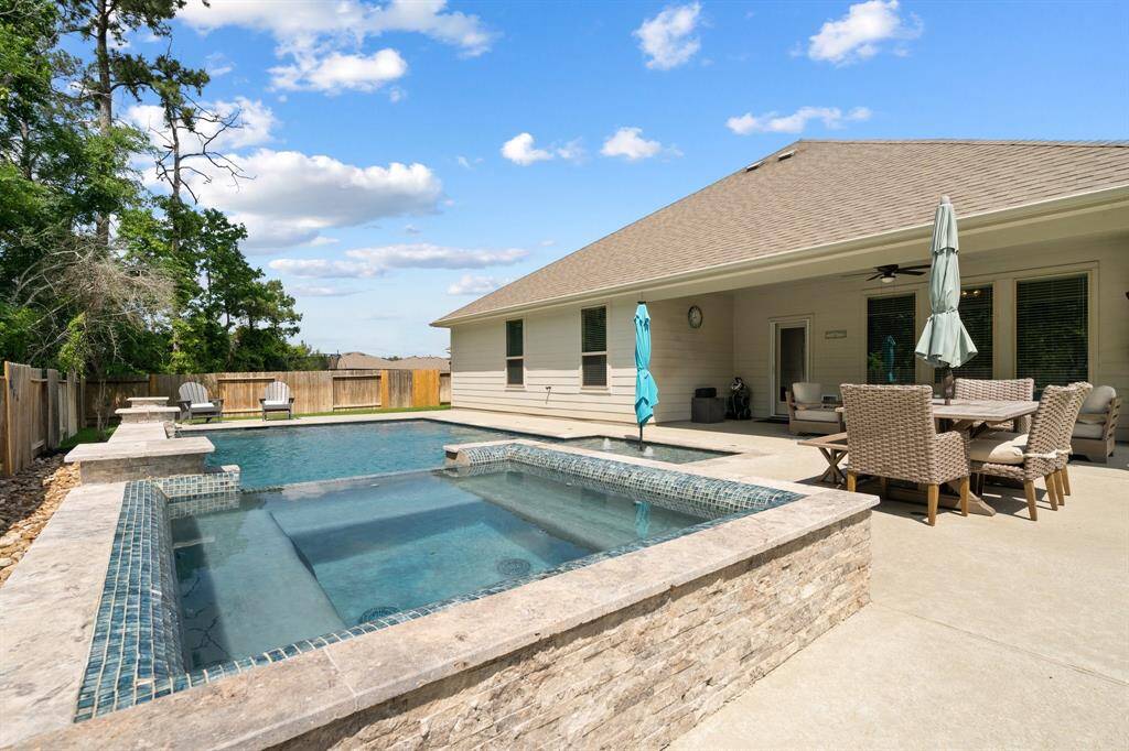 Stunning Hot tub and heated pool