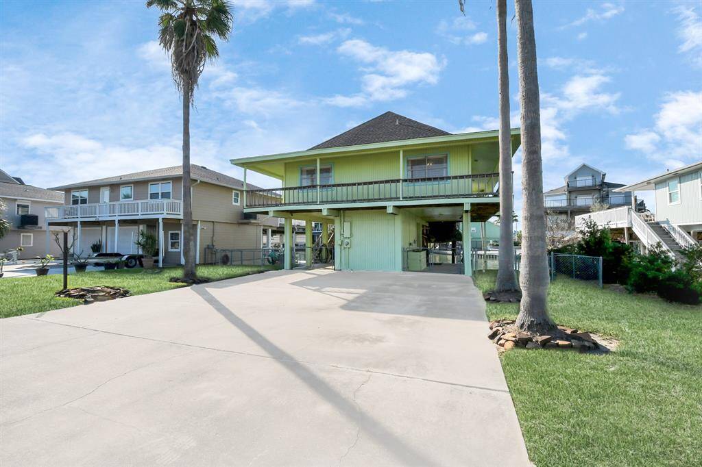 Experience the ultimate outdoor lifestyle with the spacious wraparound deck on Level 1.