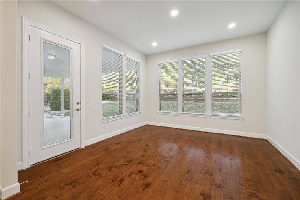 Sunroom without furniture.