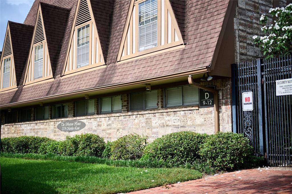 Front of Bldg