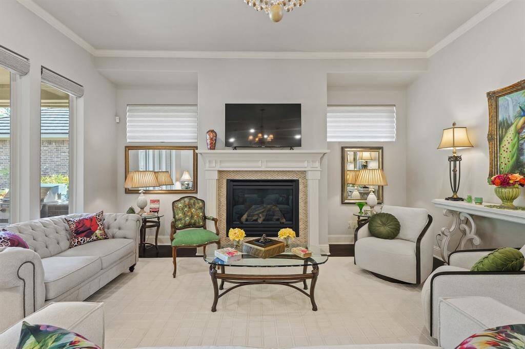 Impressive view from the center of the home. Shows ample space to sit and visit with family and friends.
