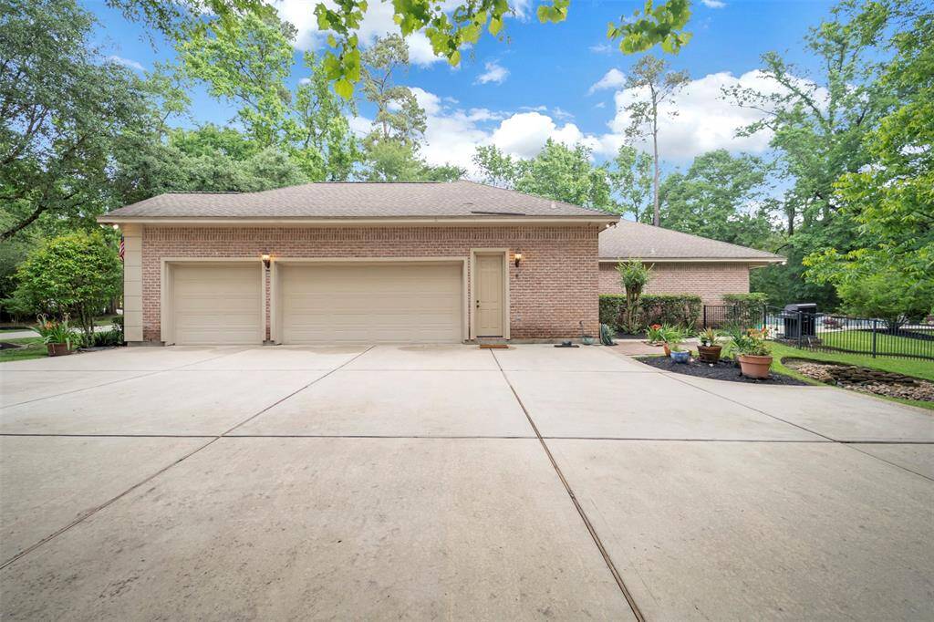 Double Wide Driveway Court parking.