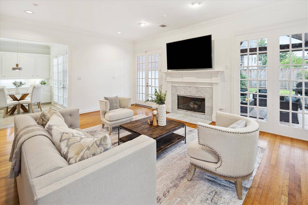 A picture showing the connection between the family room and kitchen.  Open plan but no so open you have to keep your kitchen spotless!