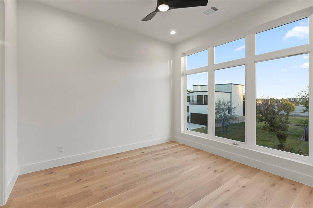 Secondary bedroom #1