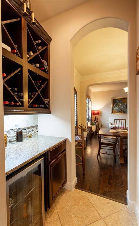 Butler's pantry.