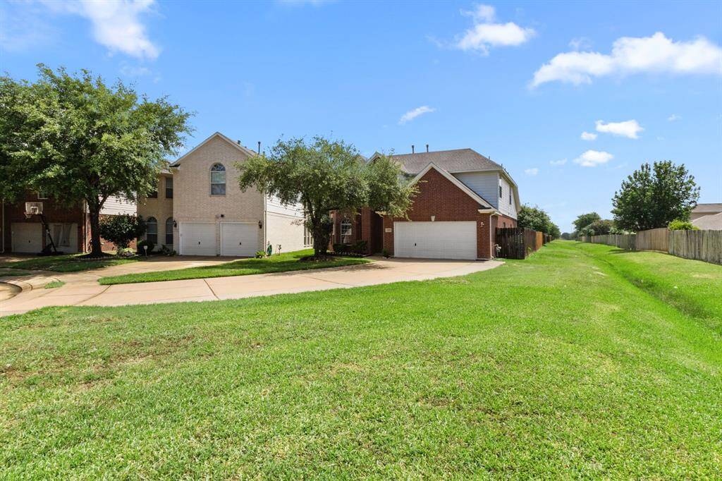 If a cul-de-sac location and elbow room between homes is important to you...this is the one!