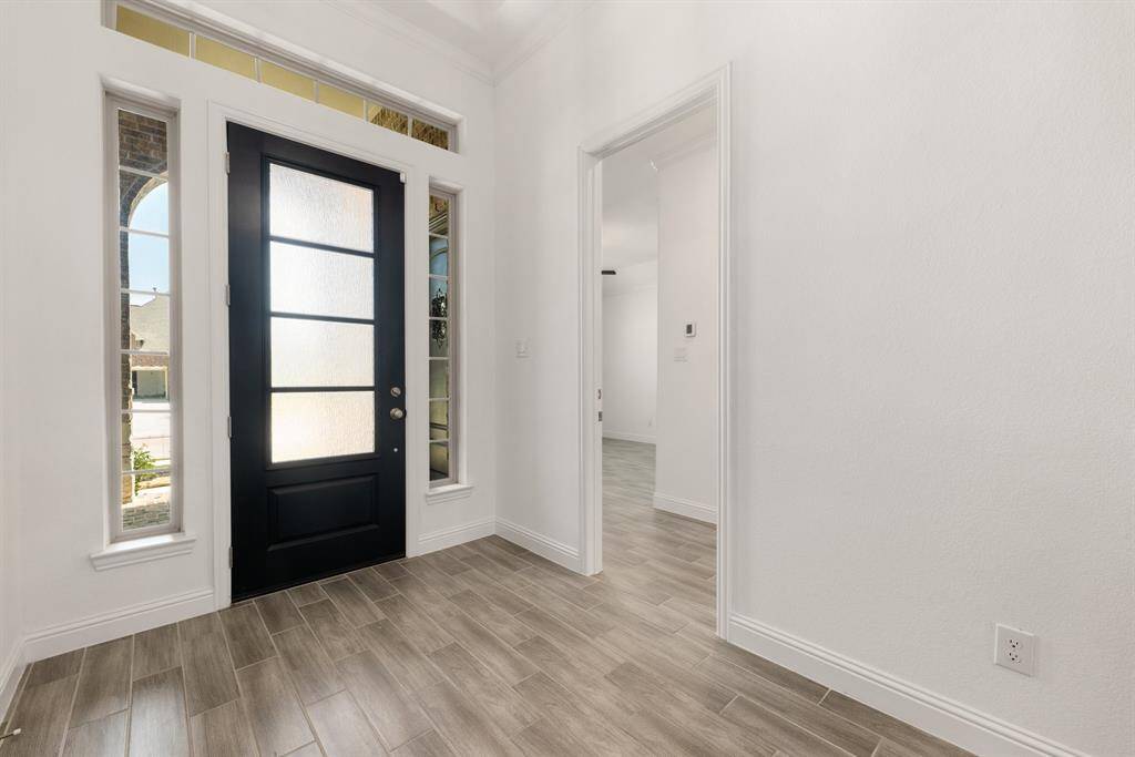 Next Generation Suite also connects to Main House and can be locked for Privacy