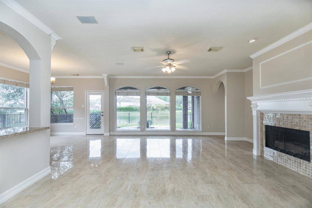 family room with wonderful waterview