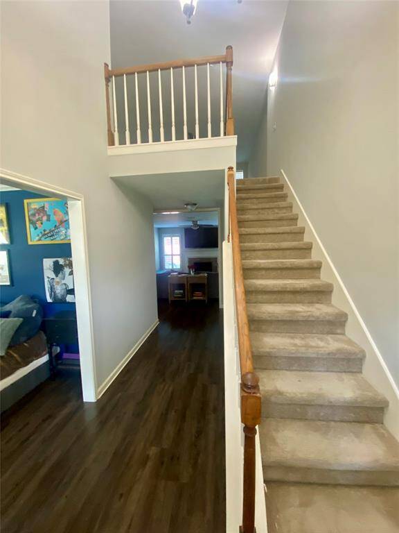 Entry from front door with high ceiling
