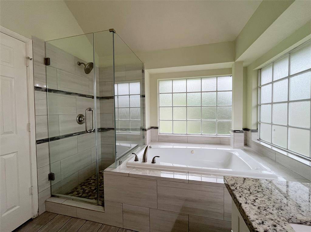 Shower & Tub Combo