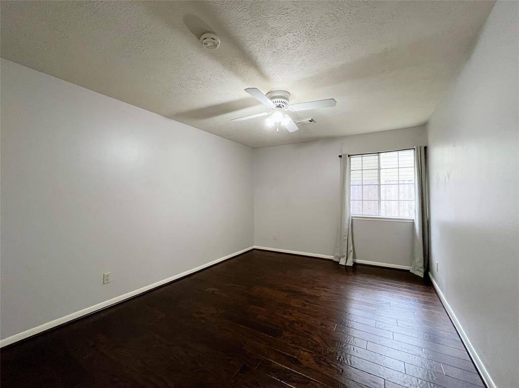 Secondary Bedroom B