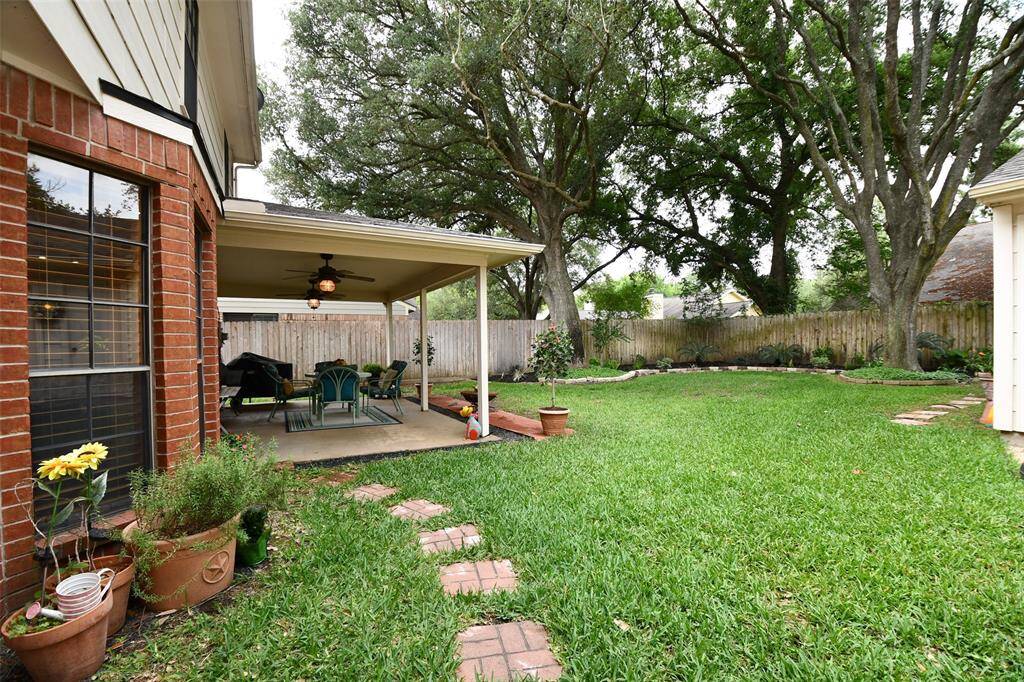 Plenty of space to enjoy your play or relaxation time.