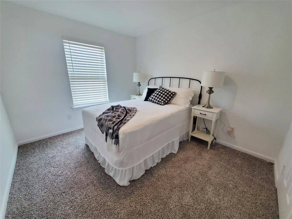 Guest bedroom 2